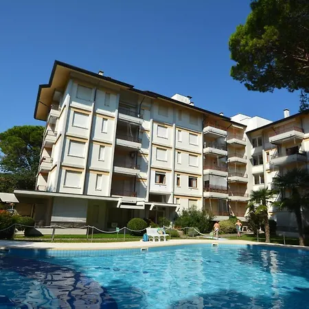 Lignano With Pool Apartment *